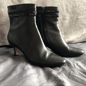 GUC Tahari Bootie (8M)